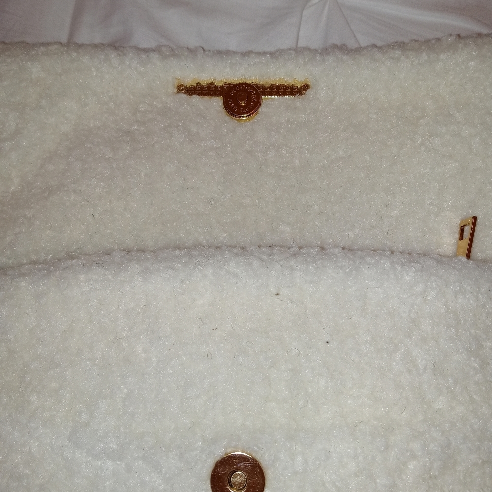 White Faux Fur Clutch - Picture 8 of 11